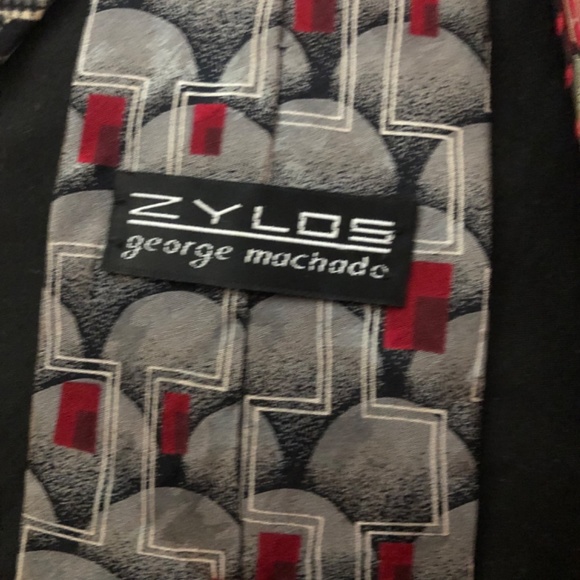 Set of 3 - Men’s  Extra Long Silk Ties - Picture 10 of 11